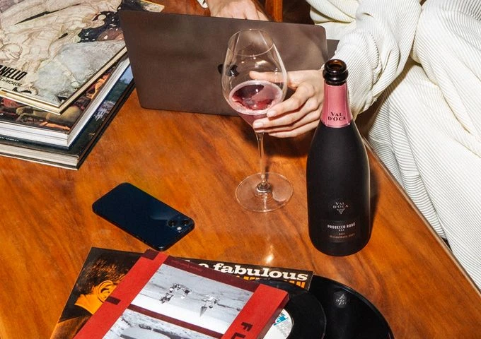 Calice di vino Val d'Oca