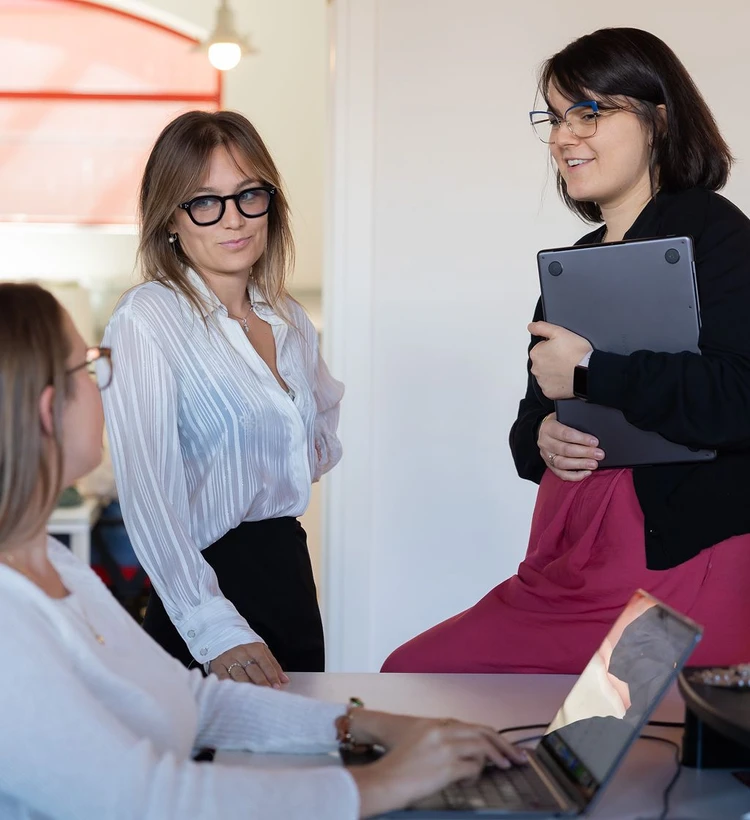 Colleghe in open space